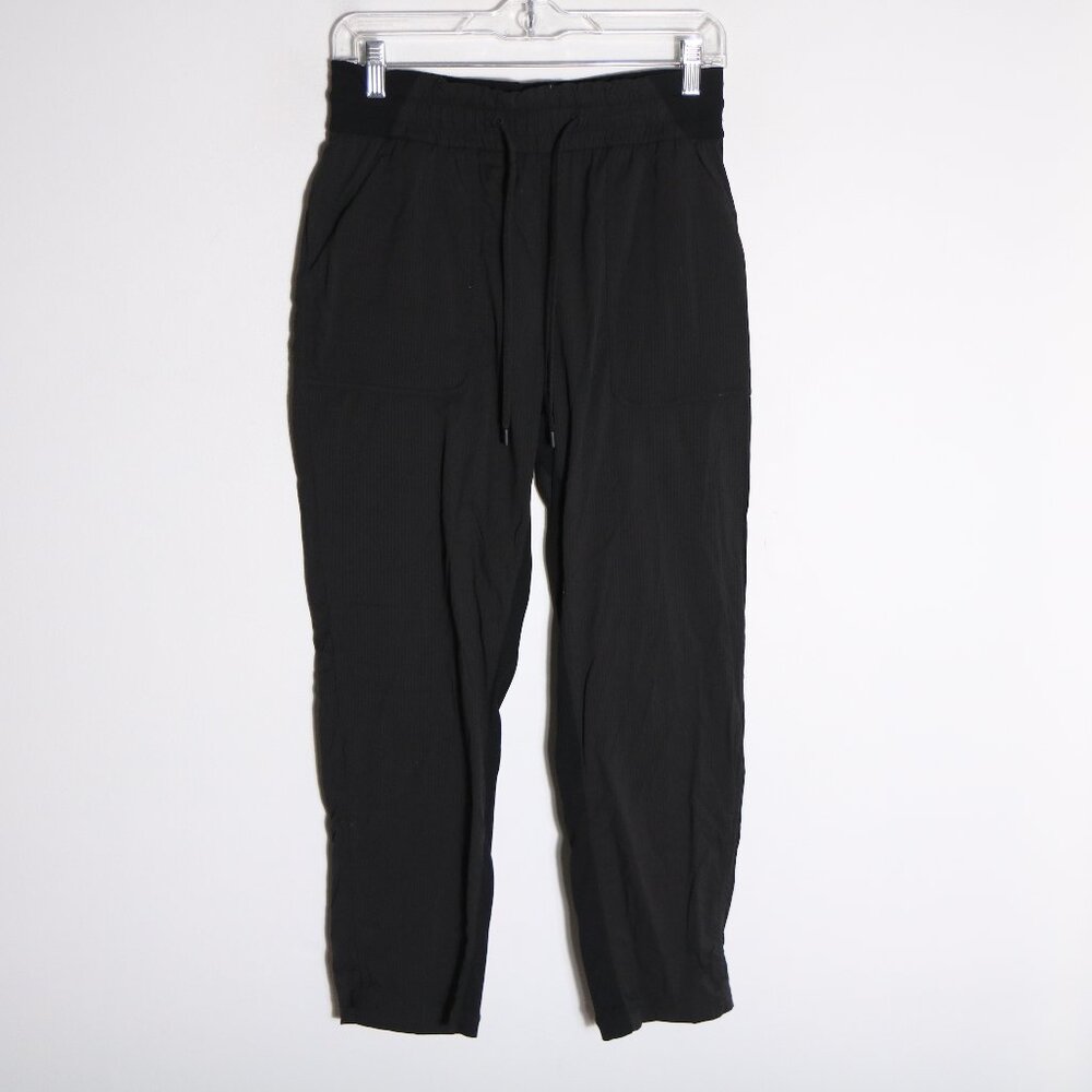 Lululemon Beyond the Studio Crop Pants Womens 6 Black Pull On Athletic Workout